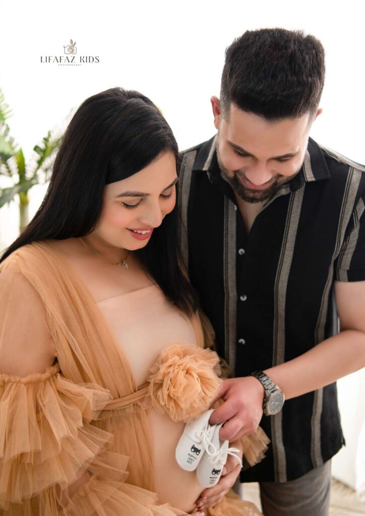 Lifafaz Maternity closeups